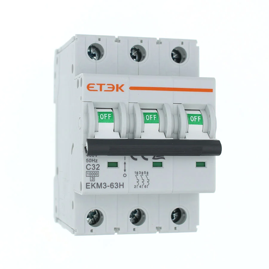 EKM3-63-3C32 Автоматический выключатель 3P 32А С